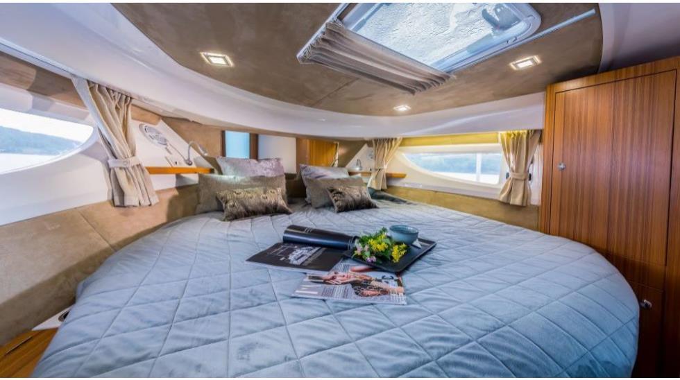 5238711026302912 Master Cabin