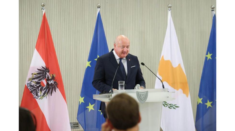 5251065915938544 Austria chancellor (2)