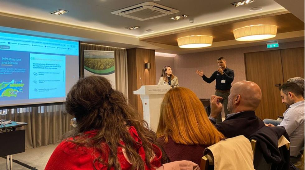 5311430496455470 MixCollage-31-Oct-2025-11-42-AM-9526