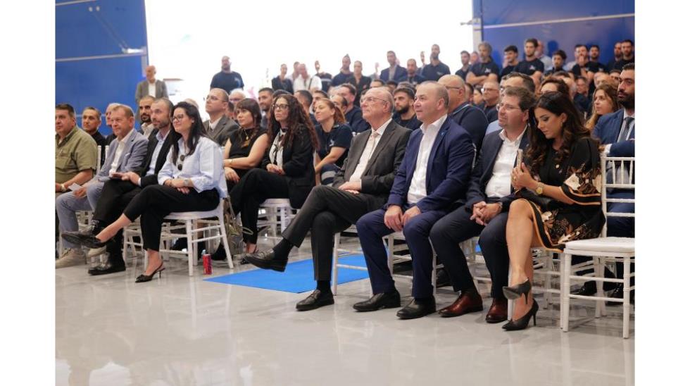 5321776758131823 L1160321