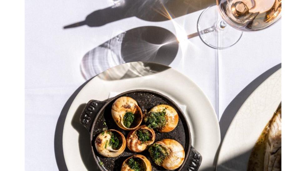 5326838699056528 Snails with Garlic Butter