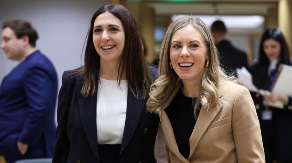 5326975626577804 MixCollage-18-Nov-2025-11-26-AM-1282