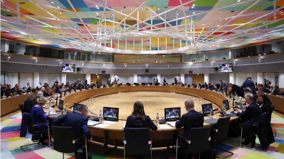 5326975957676123 MixCollage-18-Nov-2025-11-26-AM-818