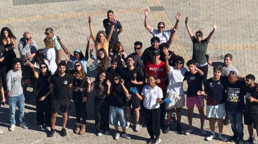 5327101615140003 MixCollage-18-Nov-2025-03-02-PM-6703