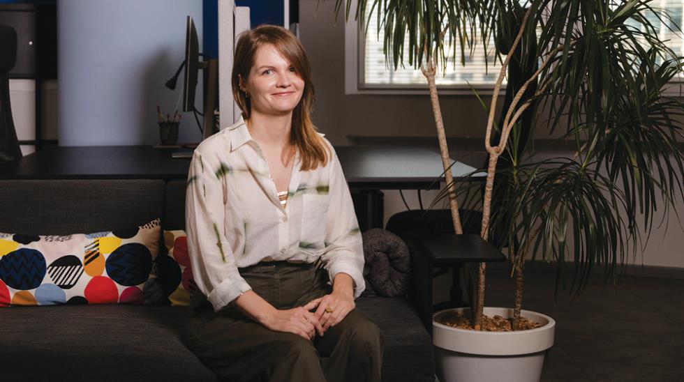 5328837794372721 Untitled-16