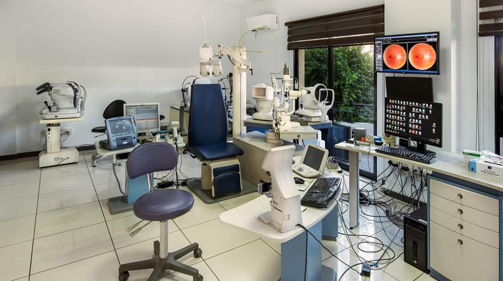 5329581895267537 centre three