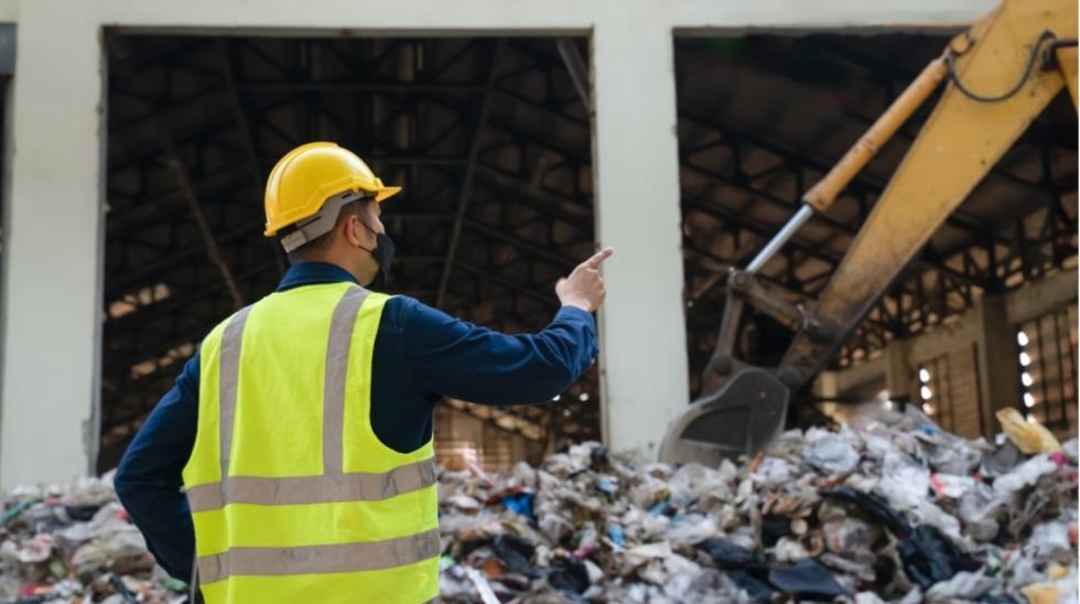 5332989768825901 MixCollage-25-Nov-2025-10-35-AM-7512