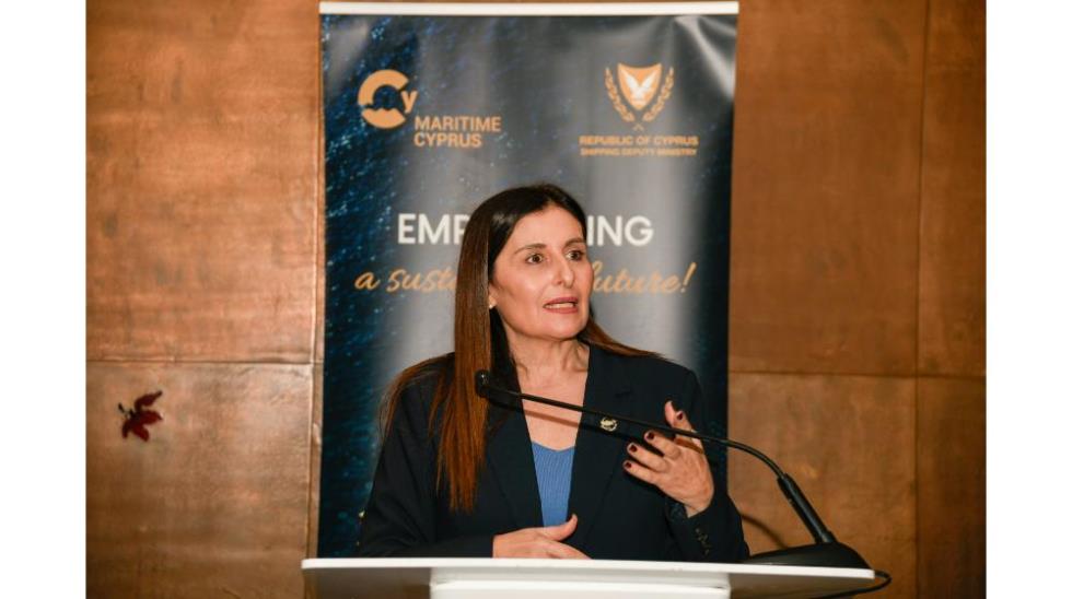 5333941183942089  DSC5526-2