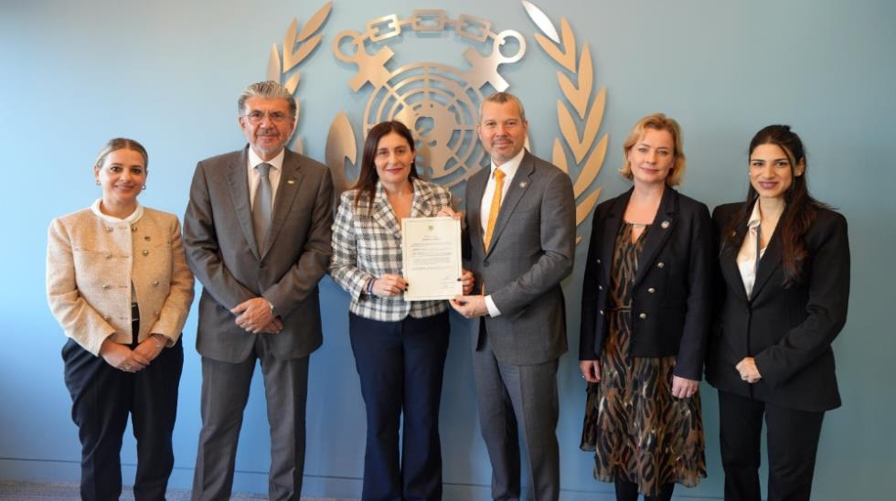 5334868114373983 MixCollage-27-Nov-2025-02-45-PM-6982