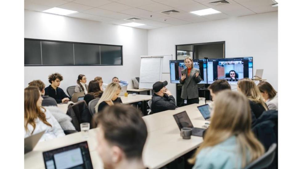 5339824771745485 The League of Analysts photo 3