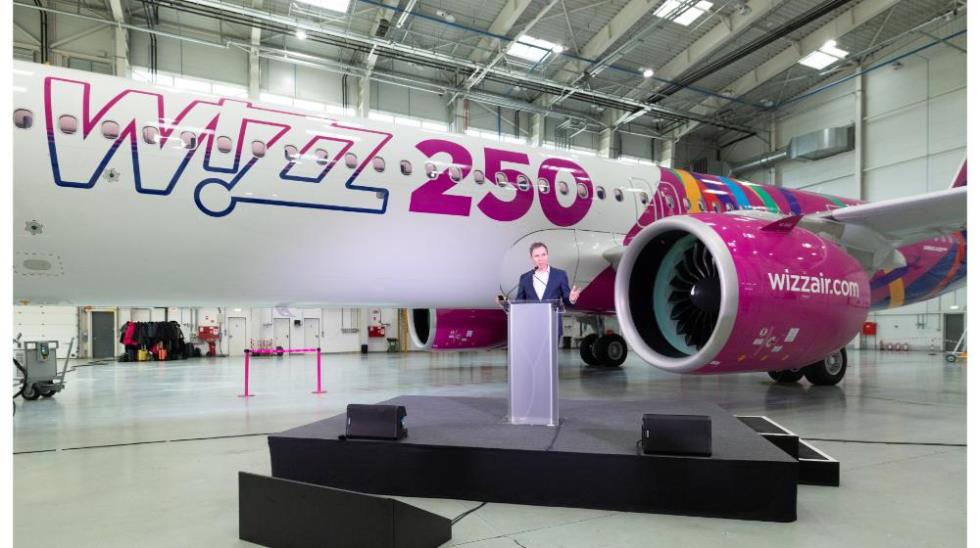 5339897259431773 Wizz 250 (1)