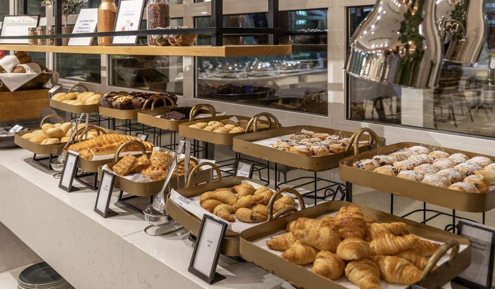 5340836308694603 four