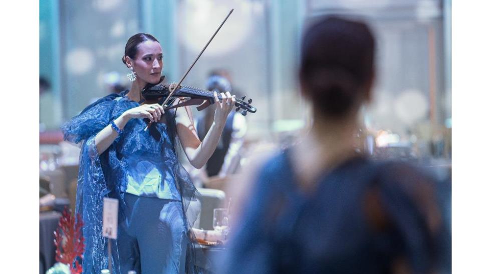 5344143045484128 DEM02053-Enhanced-NR