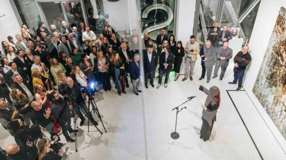 5345169024197817 MixCollage-09-Dec-2025-12-48-PM-729