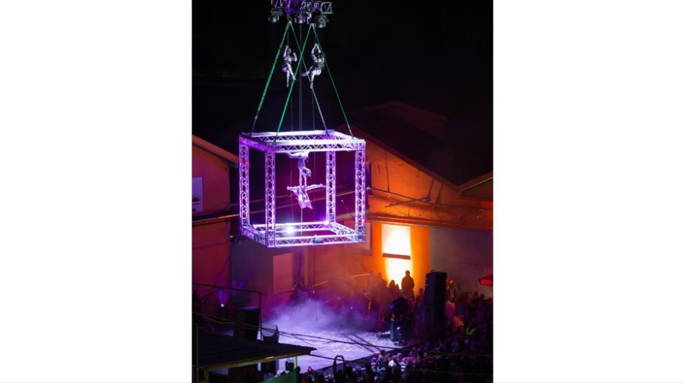 5346873503117814 ArtSpace in (2)