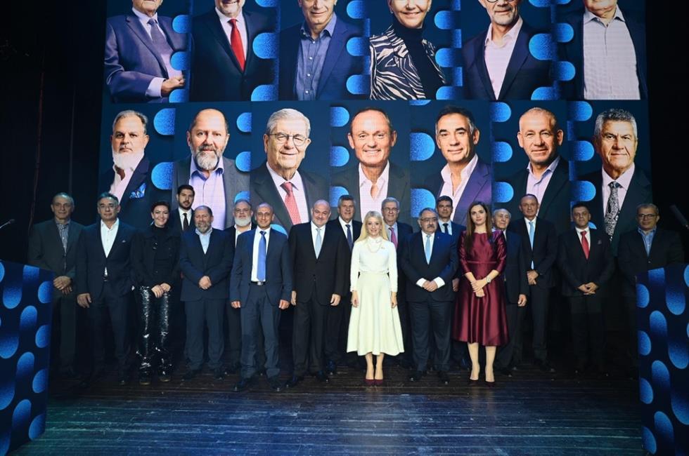 5347575621176395 six