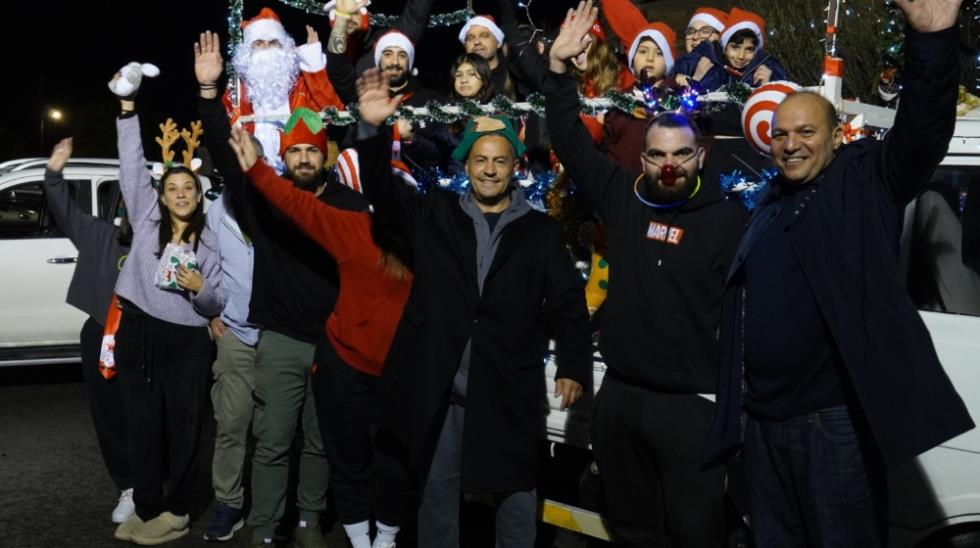 5356319571950544 MixCollage-22-Dec-2025-10-37-AM-4971