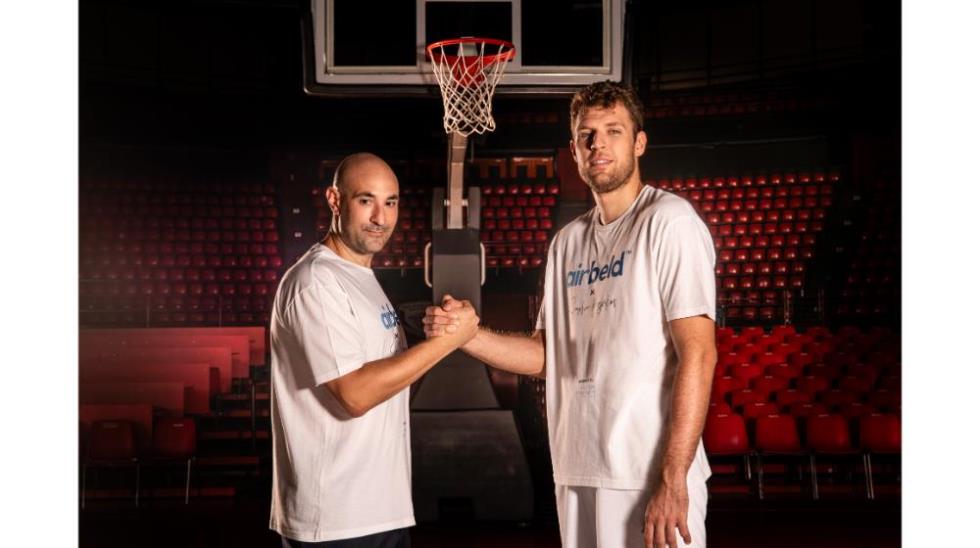 5387432821736373 Partnership photo