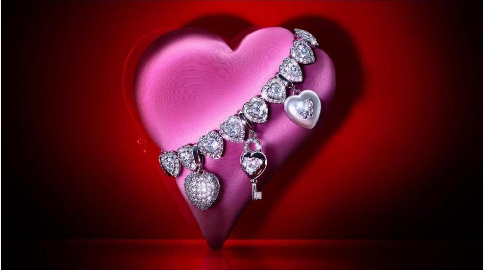 5390092031359368 VD Campaign Swarovski Ariana Grande 1920x1080 9