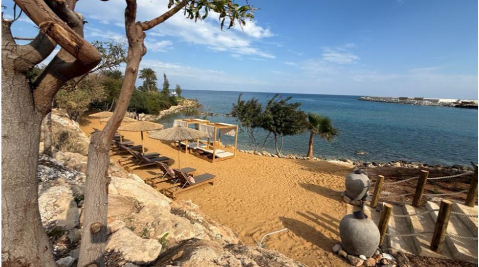 5400393745891810 SIRENA-BAY-LUXURY-SUITES--(12)