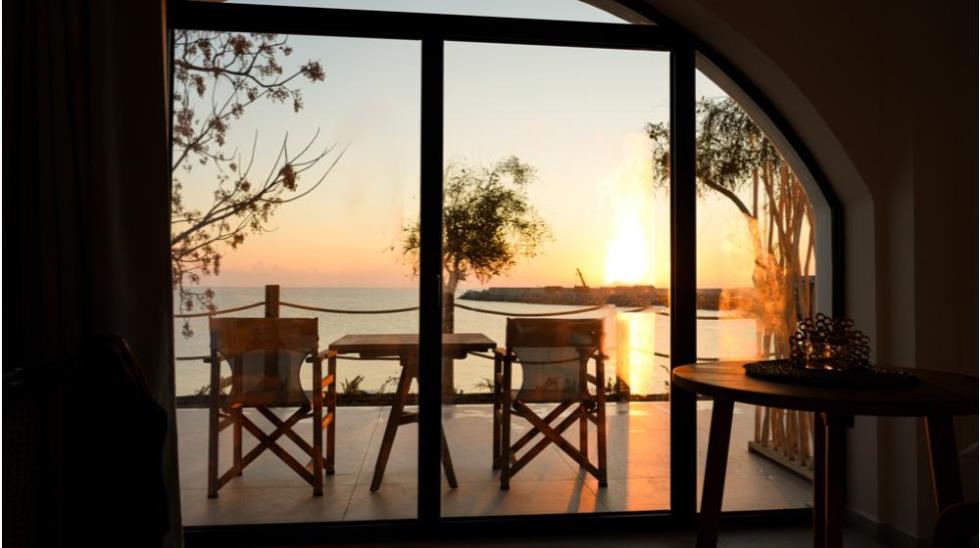 5400393782454015 SIRENA-BAY-LUXURY-SUITES--(17)