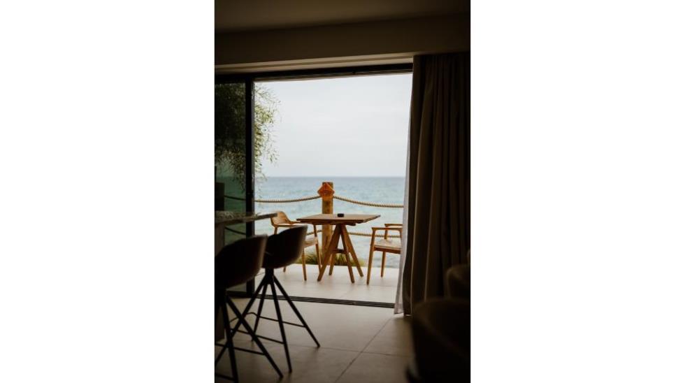 5400393835578567 SIRENA-BAY-LUXURY-SUITES--(7)