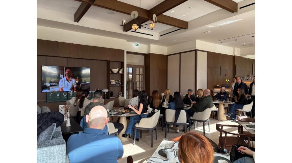 5400530256961023 LG4