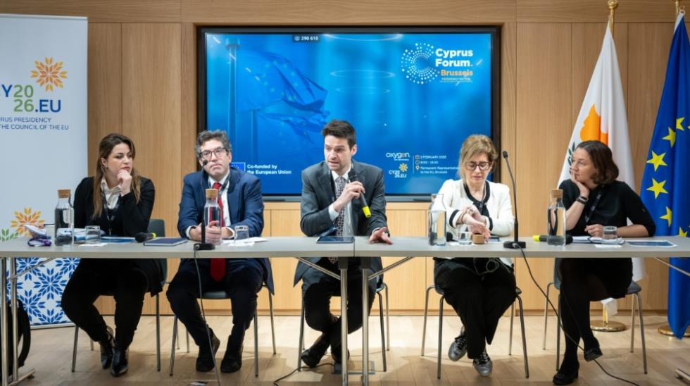 5401242245736728 MixCollage-12-Feb-2026-10-27-AM-4463