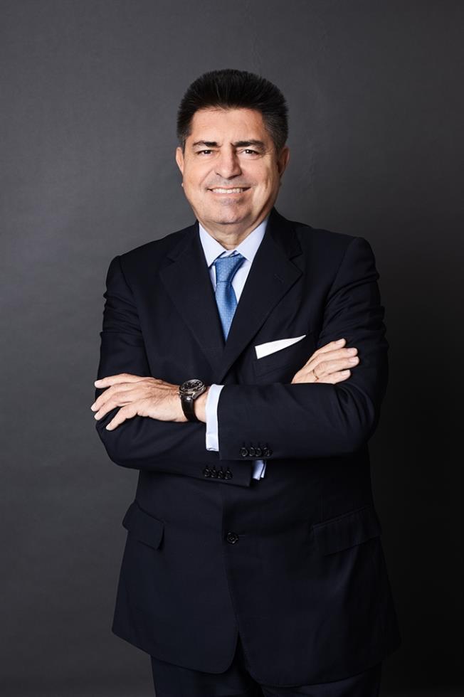 5413319282649655 Dimitris Dafnis interior pic