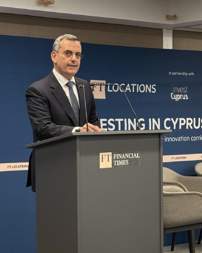 5416853107286411 four