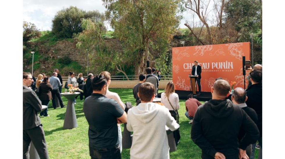 5417615556285822 2I8A2960