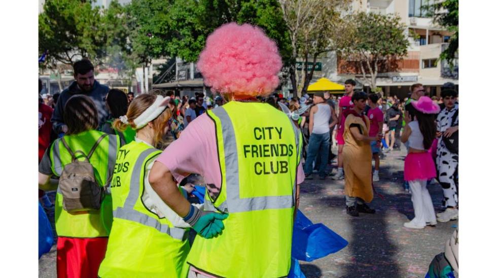 5424735654485415 Author  Polina Volkova