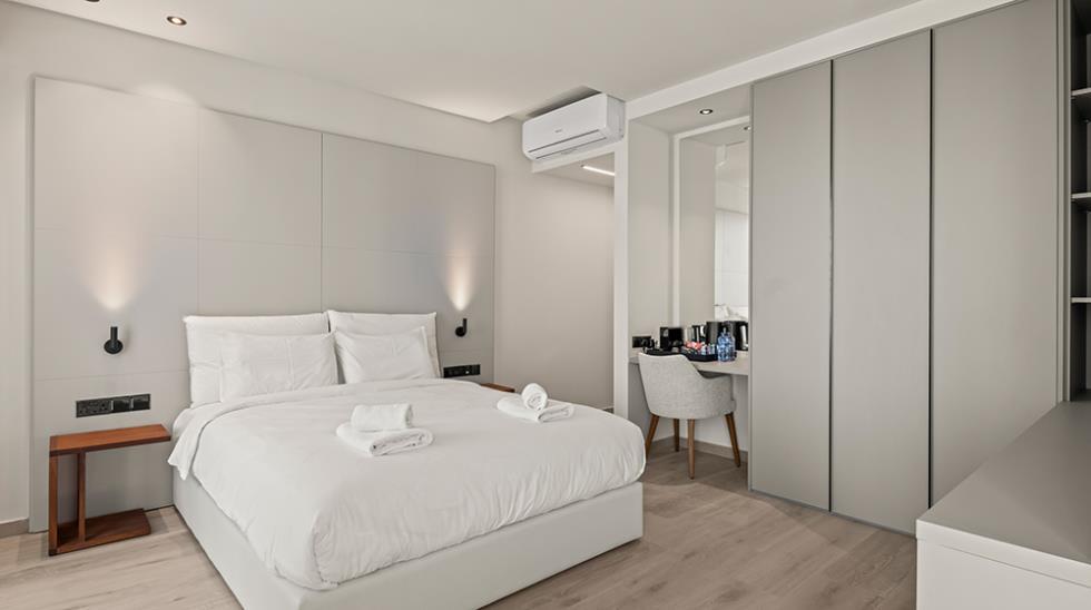 5426320763429712 four