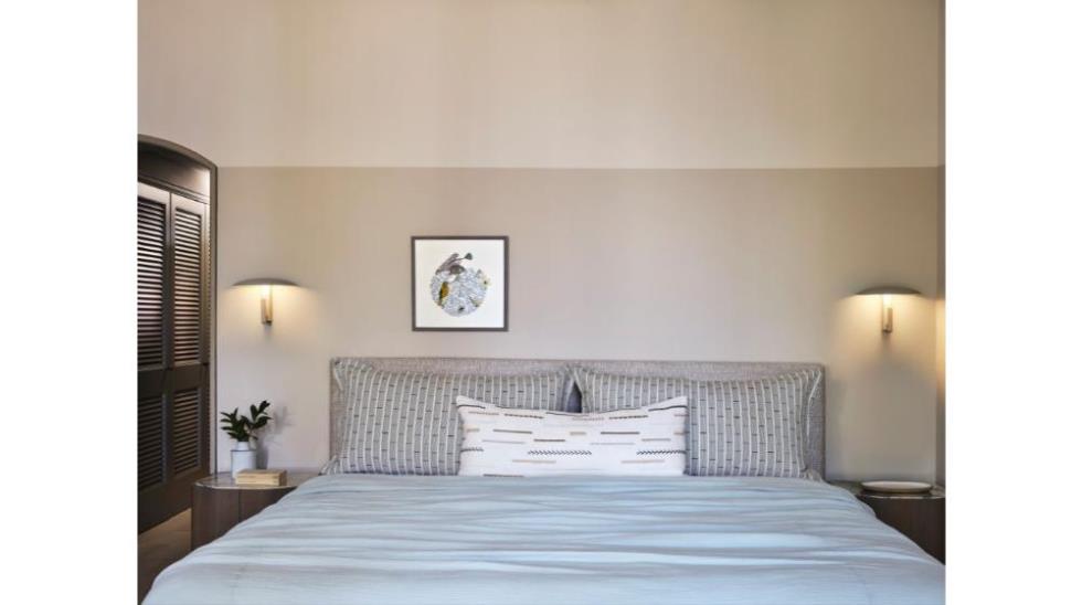 5437685050252670 bedroom 