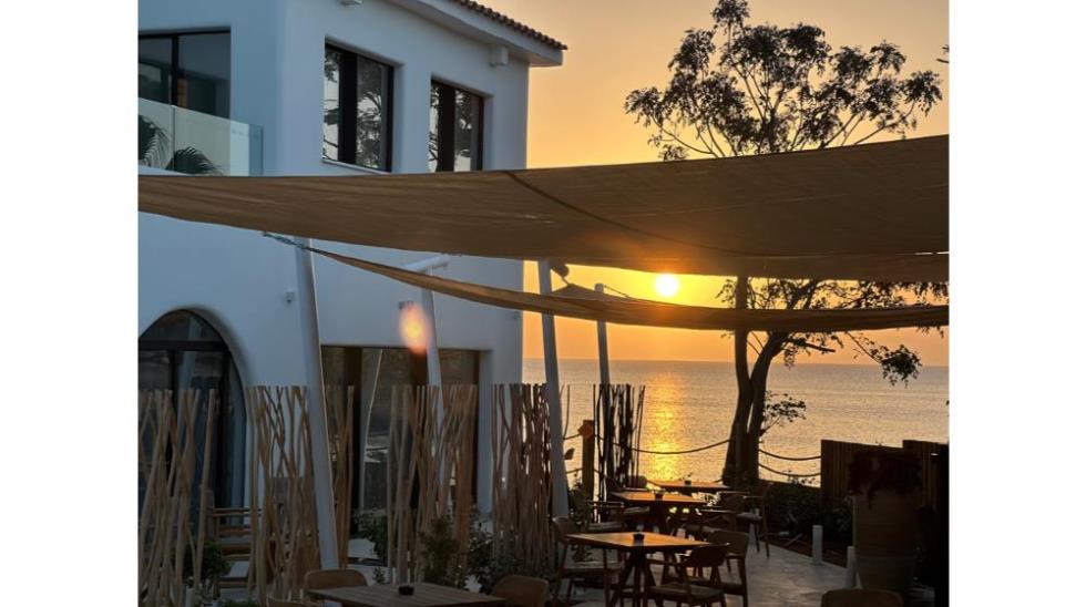 5441025389745471 SIRENA-BAY-LUXURY-SUITES- EASTER HOLIDAYS (10)