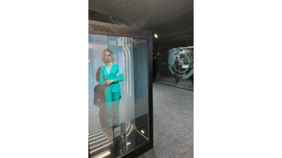 5459274424371383 Kristal in the box