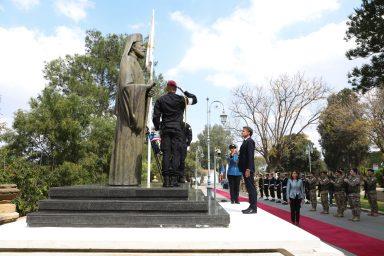 5461919786054075 POR-16-69ea0d7d3f00d-384x256