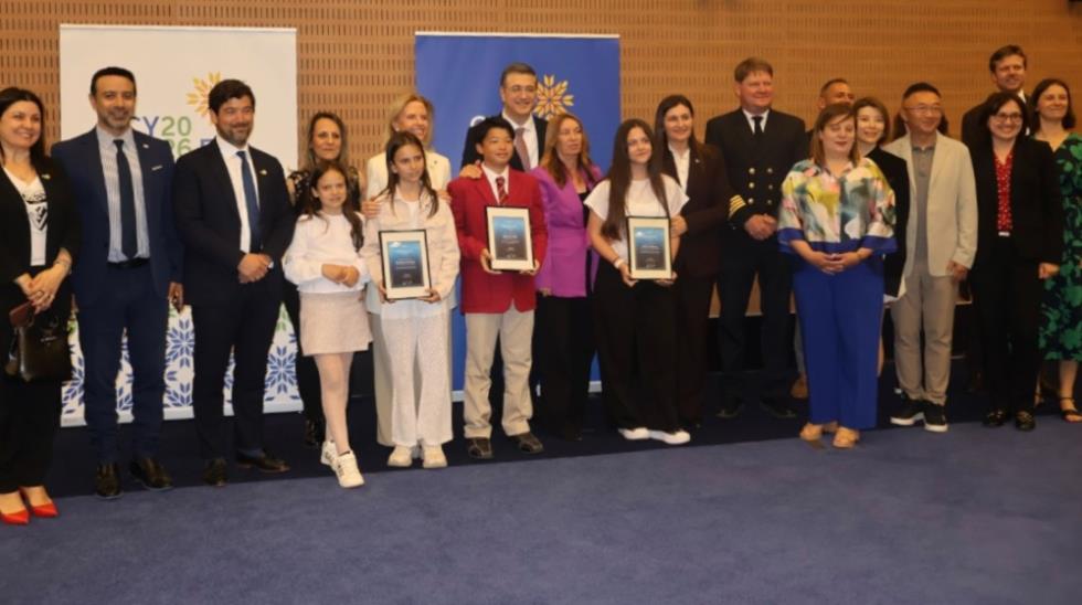 5467958773934844 MixCollage-30-Apr-2026-03-44-PM-246