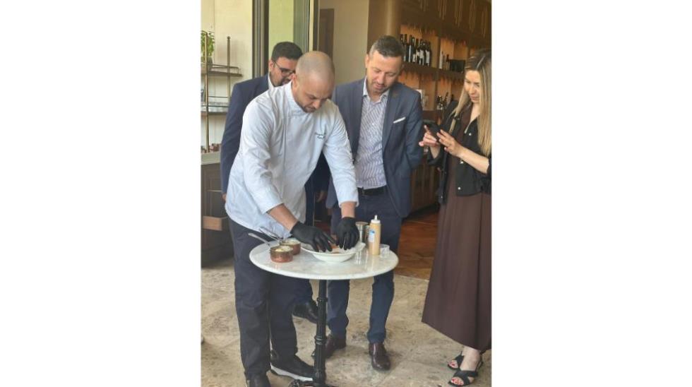 5510886135451428 Photo from Athena Karsera Yiazou (2)