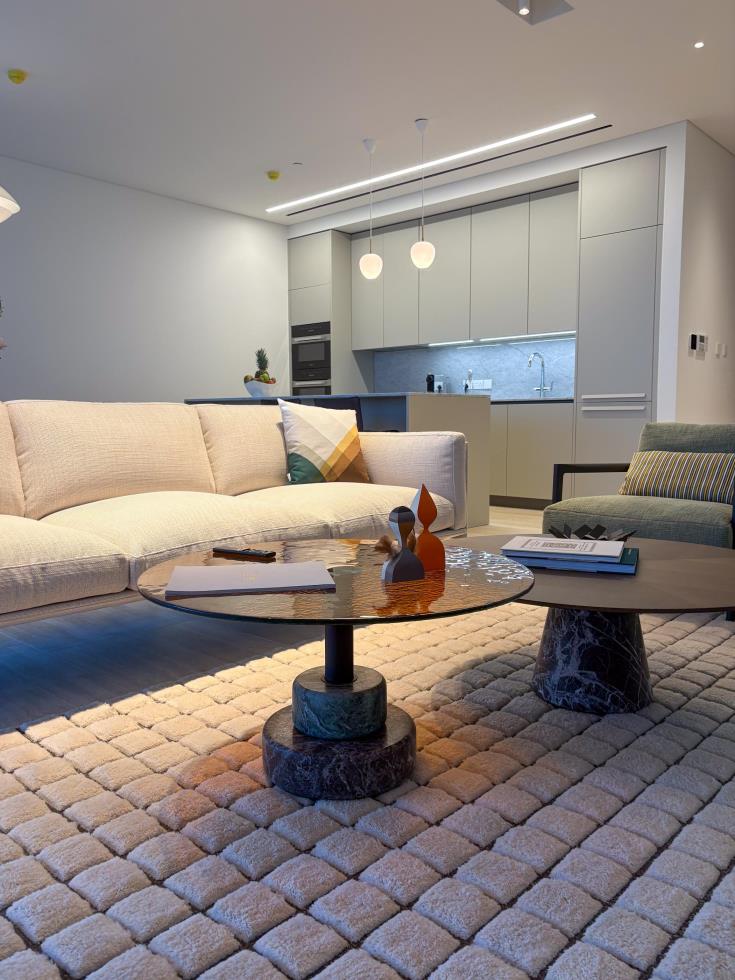 5577634188116017 Landmark Residences Siting Area