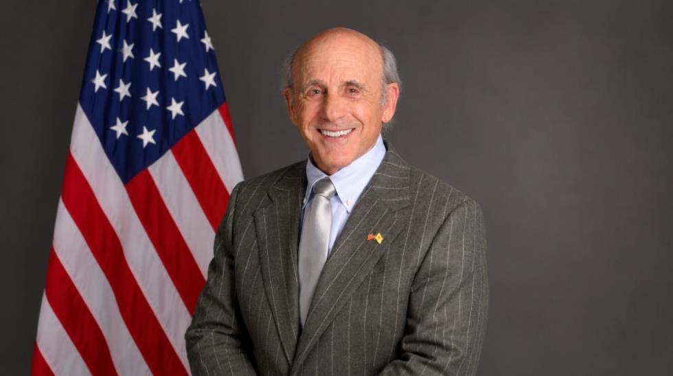 5581878026261281 US Ambassador John Breslow